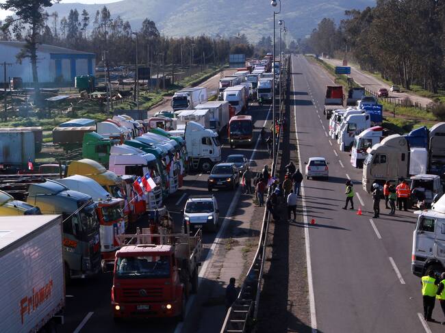 Agencia Uno – San Antonio, Ruta 78 Autopista del Sol, con cruce localidad de Malvilla