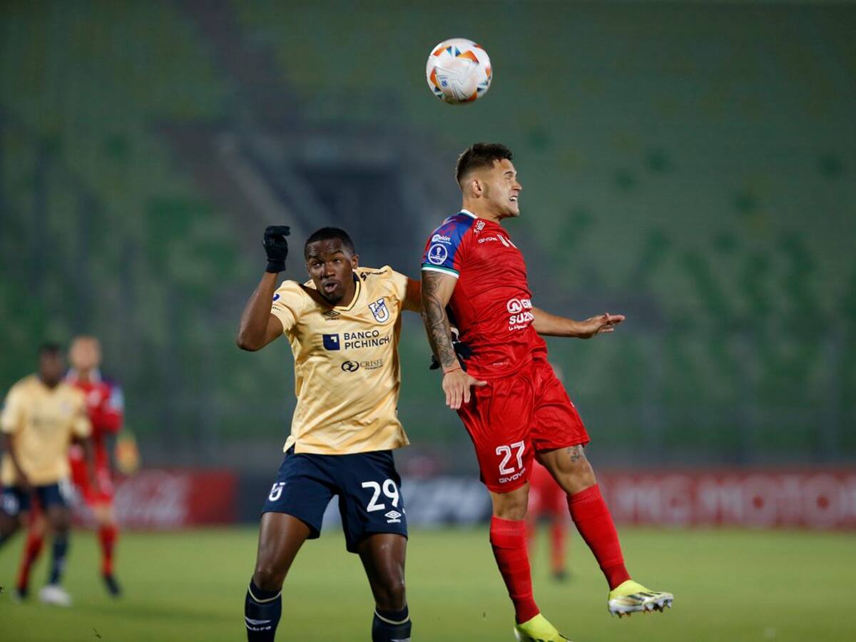 Unión La Calera extiende su mal momento y es sorprendida por la Universidad Católica de Ecuador en Copa Sudamericana
