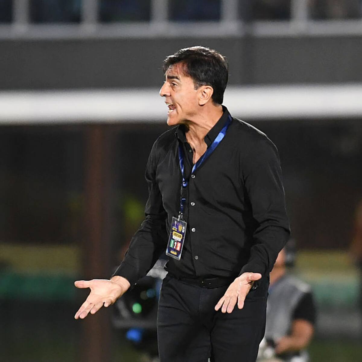 ¡Piden la renuncia de Quinteros! Gremio fue humillado por modesto club brasileño en el Brasileirao 2025