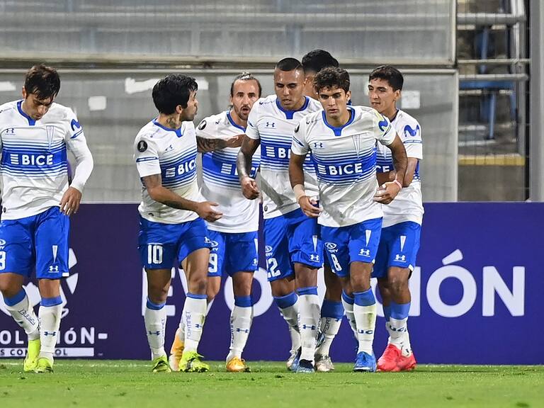 Universidad Católica se impuso con categoría ante Nacional en San Carlos y se sigue ilusionando en la Copa Libertadores
