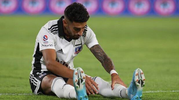 Juan Martín Lucero es duda en Colo Colo para enfrentar al Audax Italiano