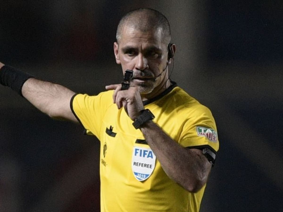 Pablo Milad tajante: «Pediré los audios del VAR y pediré el castigo del paraguayo como árbitro FIFA»