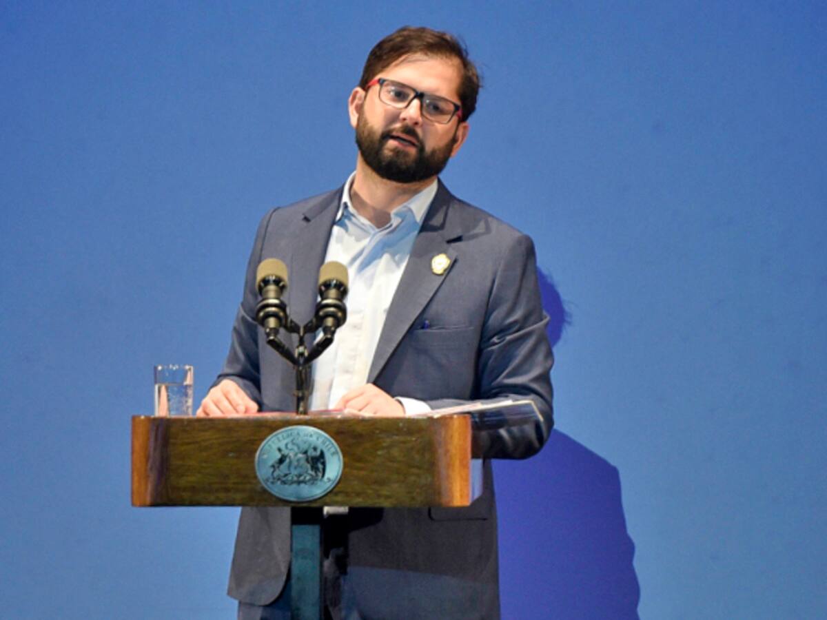 Presidente Boric pide no “sacar réditos políticos” de crimen de niño de 5 años baleado en Padre Hurtado