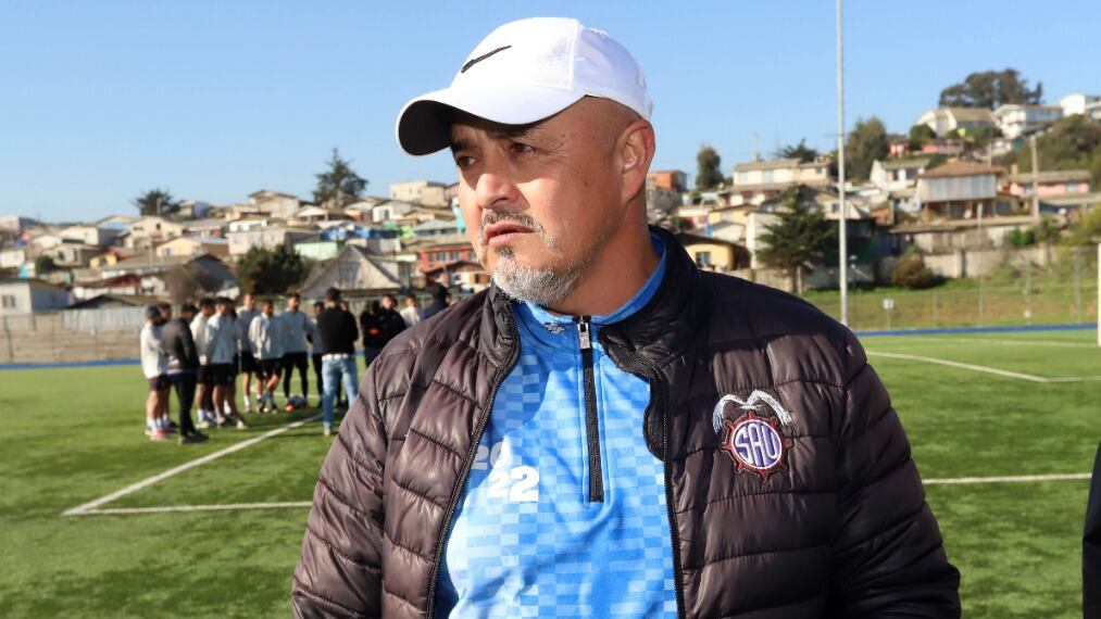 Luis Musrri valora el rol de Zaldivia en la U pero lamenta que "el club no tenga referentes así y tengan que venir de Colo Colo"
