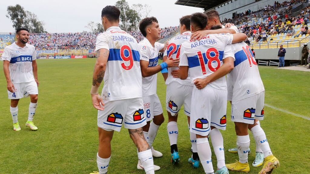 Charly Vásquez evalúa el esquema ultraofensivo de Ariel Holan: "Si le erra dos o tres veces seguidas, está en juego seguir estando en la UC"