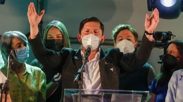 Gabriel Boric se enfocó en la segunda vuelta: "Será la cruzada de que la esperanza le gane al miedo"