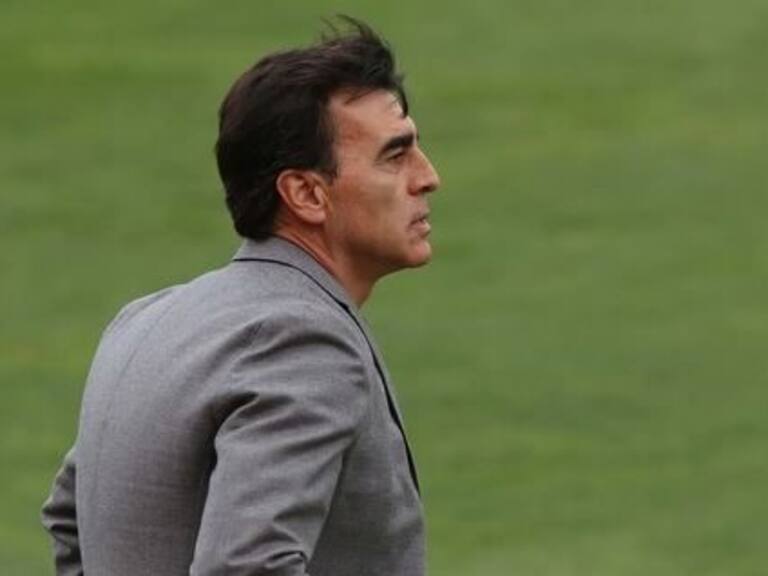 El alivio de Gustavo Quinteros tras la continuidad de Pablo Solari: "Nos quedamos tranquilos, es una buena noticia"