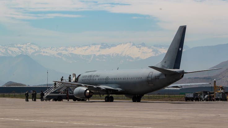 Medio centenar de ciudadanos extranjeros fueron expulsados en un vuelo charter con destino a Bolivia, Colombia y Ecuador