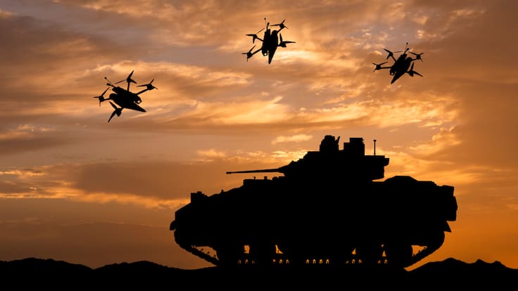 Rusia repele ataque masivo con casi 300 drones ucranianos: se interrumpieron aeropuertos y se desviaron vuelos