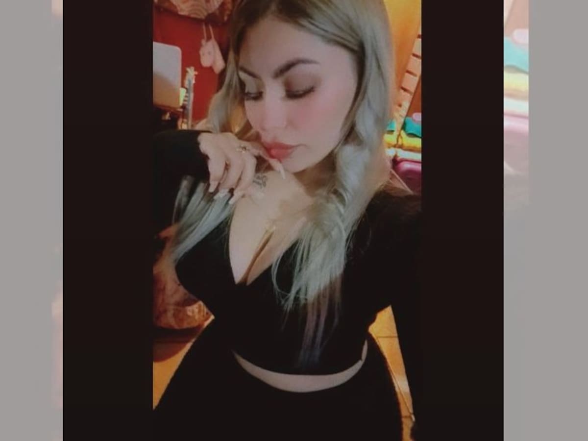 Mujer muere tras cirugía de implantes mamarios en el living de su casa en Puente Alto: falso médico huyó