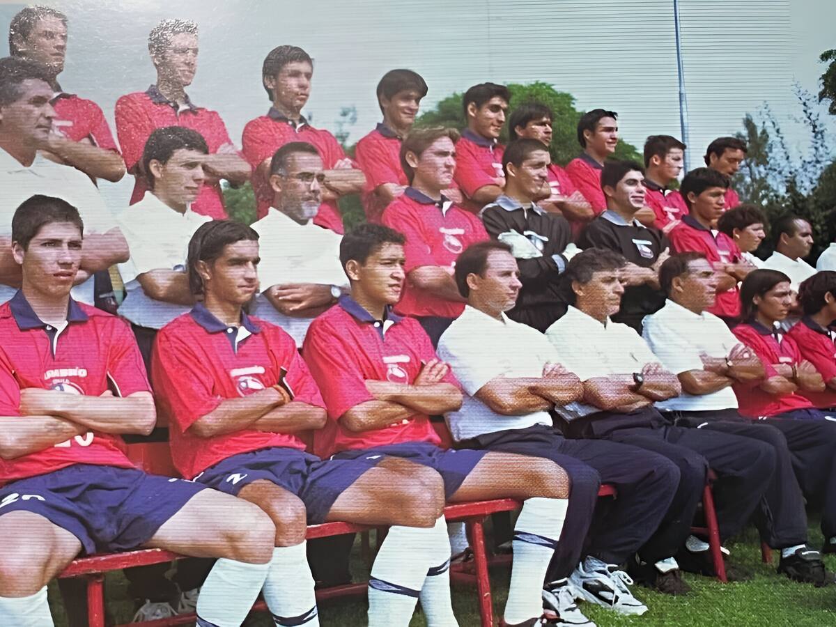 Exfutbolista de La Roja sufre asalto en Maipú: iba con su pareja, quien brilló en Porto Seguro