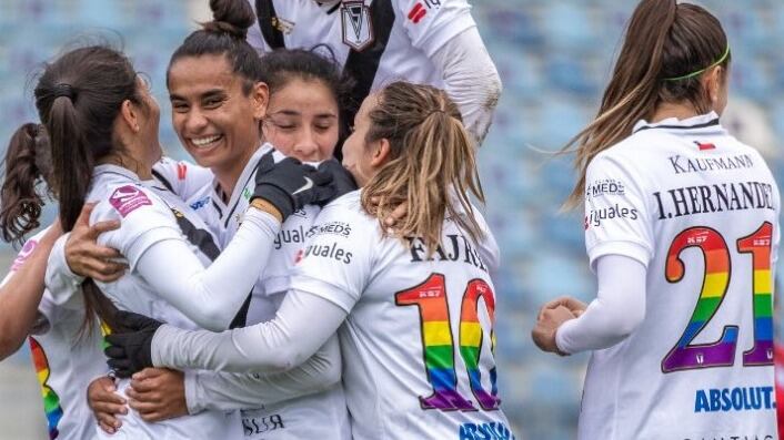 Santiago Morning Femenino remece el mercado y se refuerza con dos jugadoras del extranjero