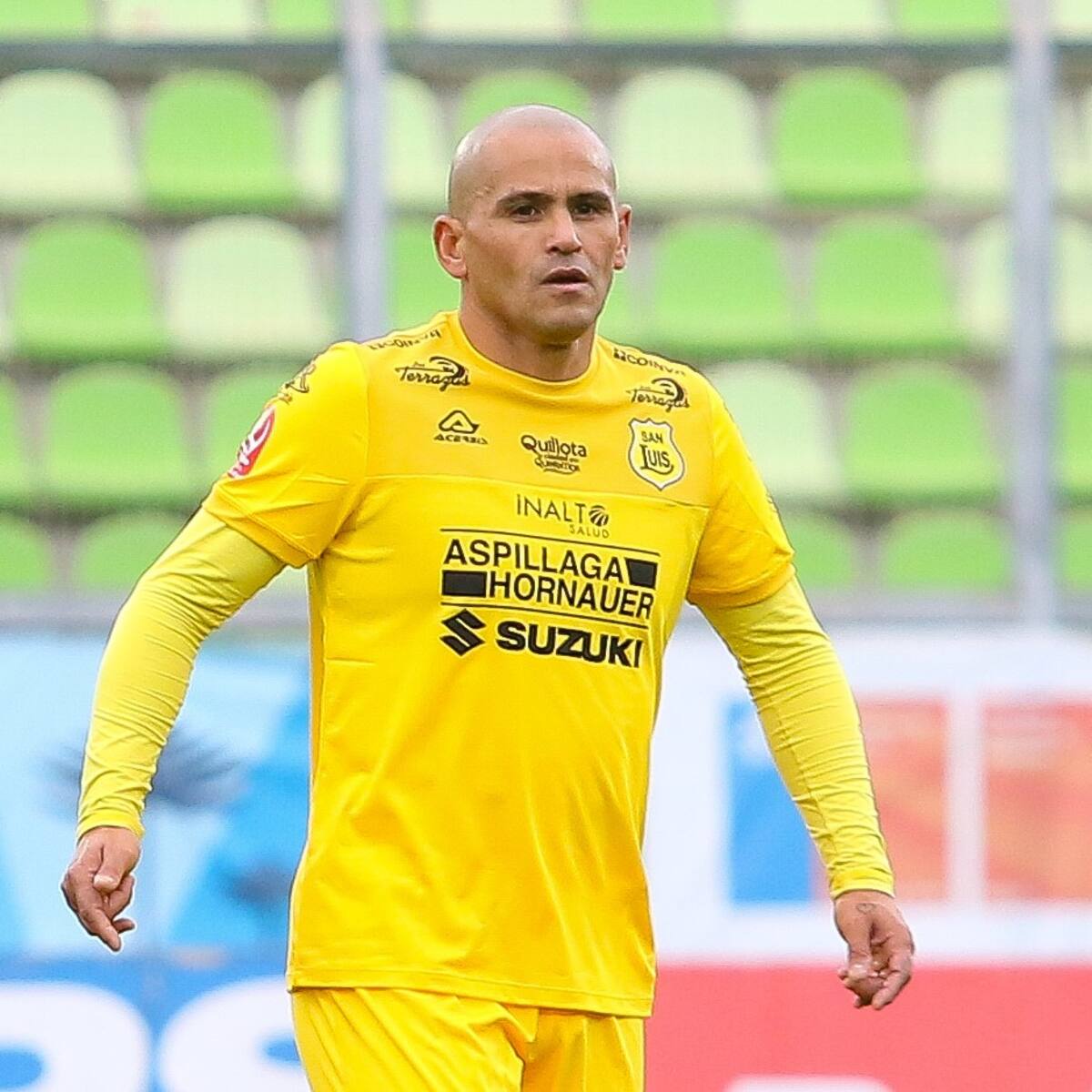 La peor noticia: Humberto Suazo sufre grave lesión y se pierde el resto de la temporada en San Luis de Quillota