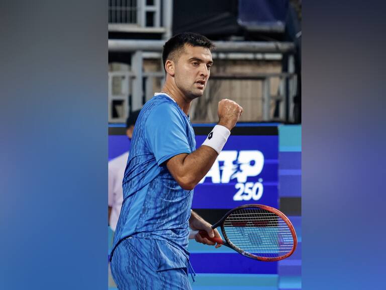 “Tiene un gran futuro”: Tomás Barrios alaba a tenista de 17 años que casi lo elimina en primera ronda del Challenger de Santiago
