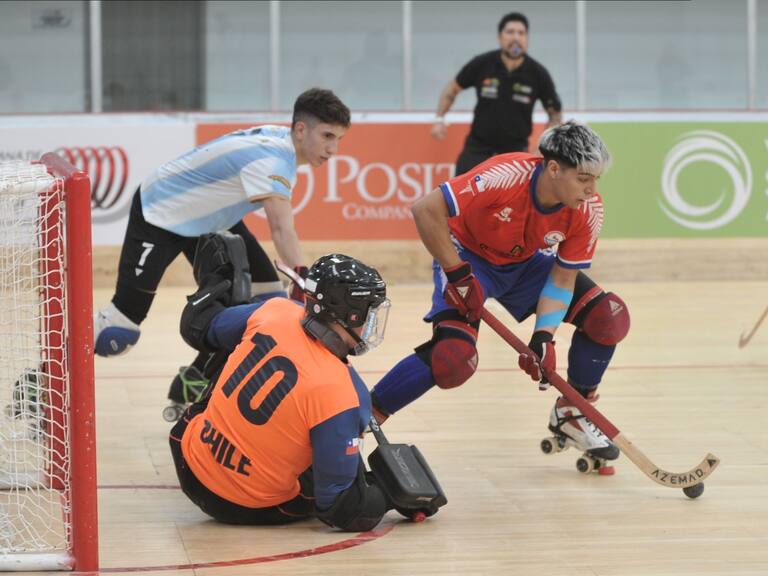 Chile vence a Argentina para clasificar a la final del Panamericano de Hockey Patín