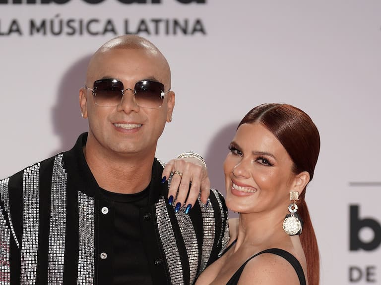 SUNRISE, FLORIDA - OCTOBER 21: Wisin of Wisin & Yandel and Yomaira Ortiz Feliciano attend the 2020 Billboard Latin Music Awards at BB&T Center on October 21, 2020 in Sunrise, Florida. (Photo by Rodrigo Varela/Getty Images)