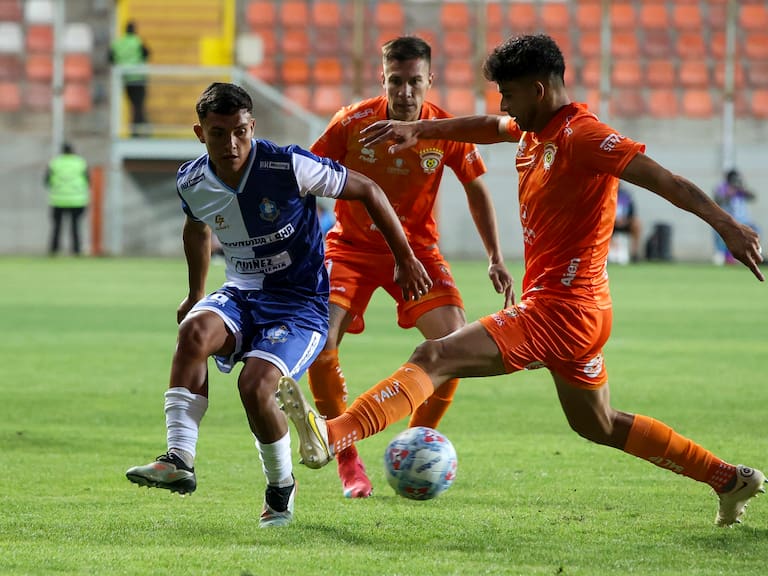 Programación fútbol chileno: ¿Qué partidos se juegan hoy, 23 de febrero, y quién transmite?