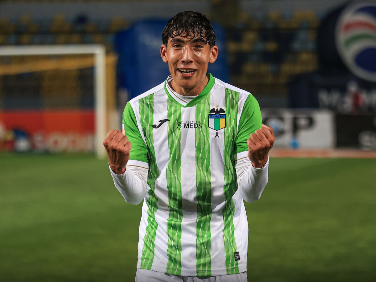 “Por acá es”: Nicolás Córdova alaba estreno de jugador de 16 años en Primera División