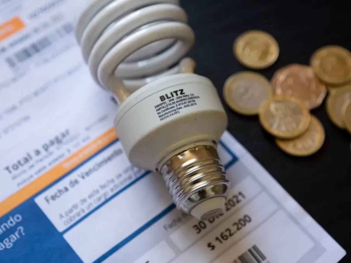 Javier Piedra profundizó en el alza de la electricidad: se va a pagar “lo que realmente vale, pero como tenemos una deuda, lo va a subir más”