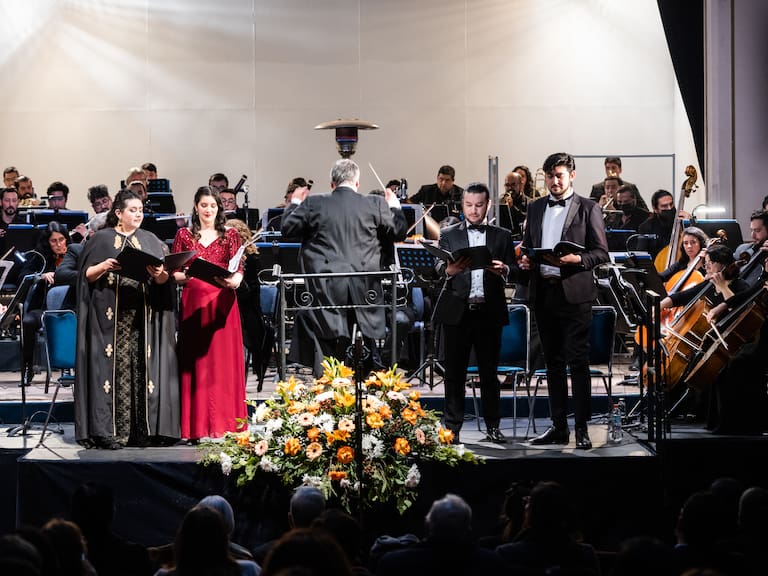 David Del Pino y Orquesta Clásica USACH