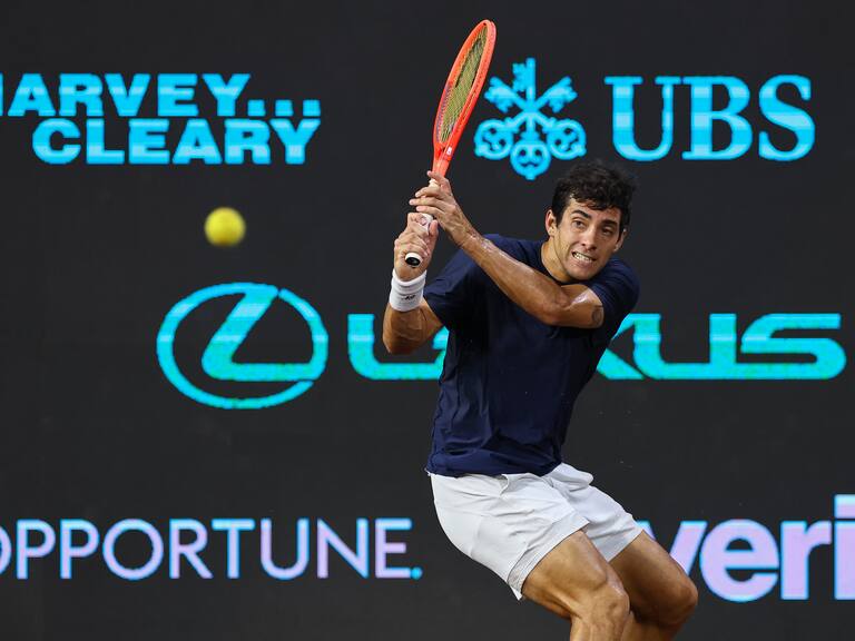 Cristian Garin logra su victoria más contundente y rápida del año