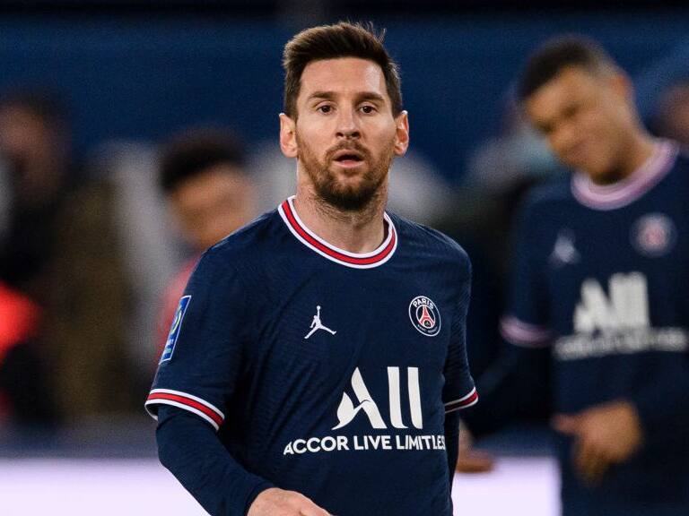 Alarma en el PSG: Lionel Messi dio positivo por covid-19