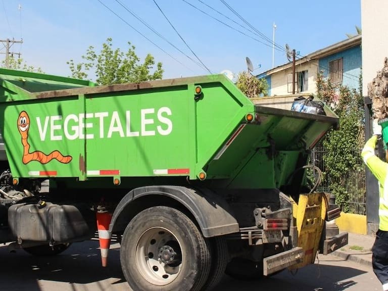 Alcaldesa de La Pintana y la importancia del reciclaje en su comuna: «Esto no es una moda, no es una conducta hippie»