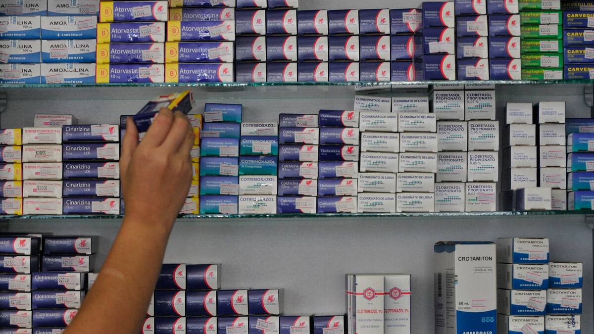 Bajó el de alcohol y cannabis: reportan aumento de uso de psicofármacos sin receta en la educación superior