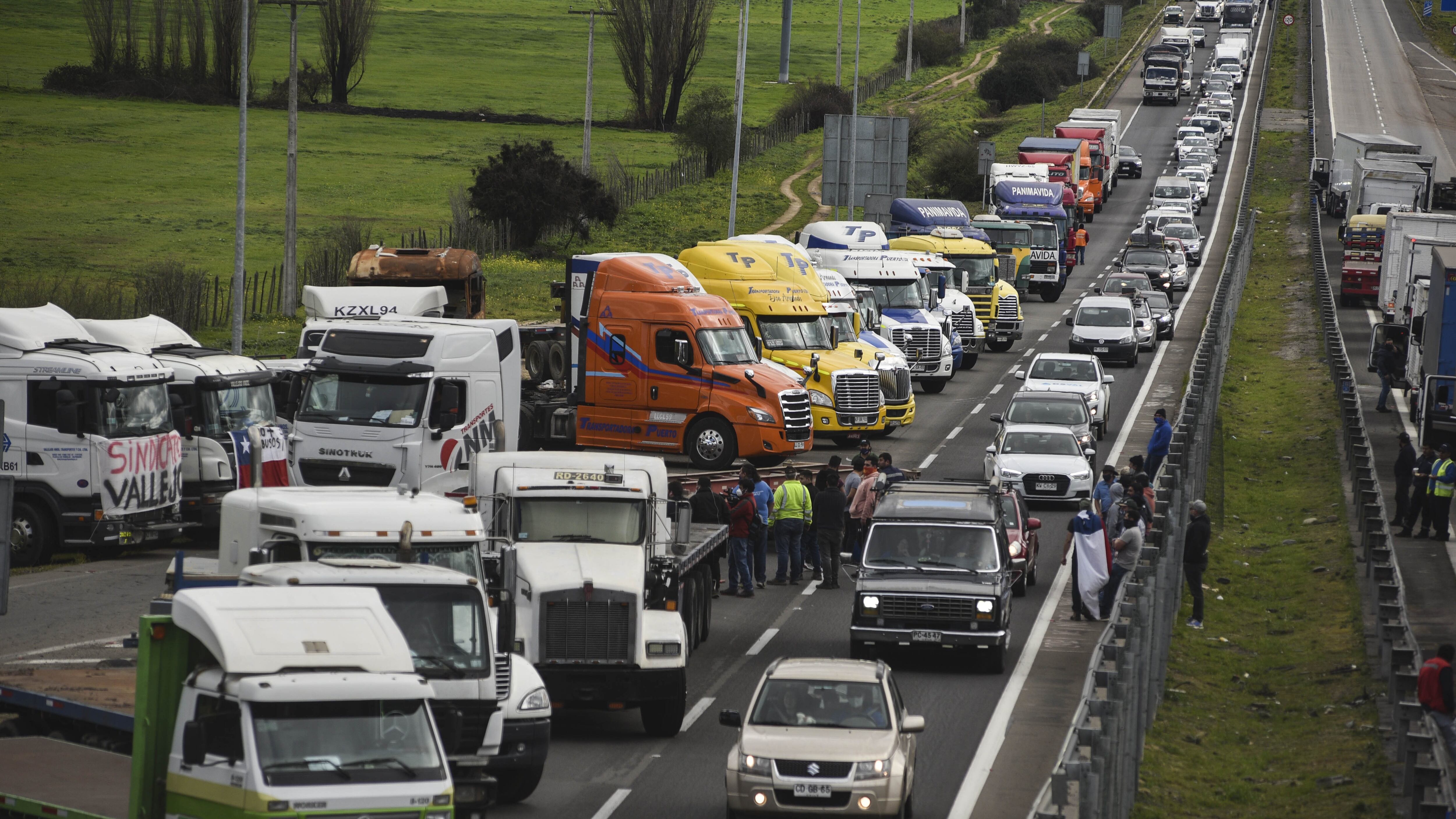 Gobierno por paro de camioneros