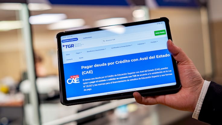 TGR busca recuperar más de $4 billones del CAE: ya van 1.500 personas embargadas