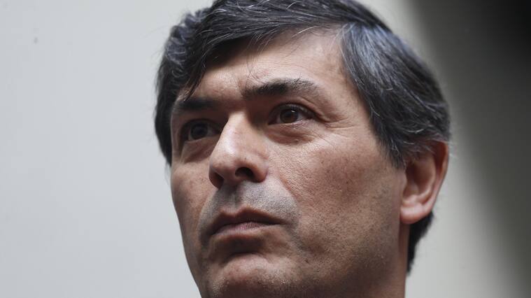 04 de Abril de 2017/SANTIAGOEl Economista Franco Parisi, durante el lanzamiento de su nueva candidatura presidencial en el Café Torres, ubicado en el Centro Cultural Palacio la Moneda.
FOTO: PABLO VERA LISPERGUER/AGENCIAUNO