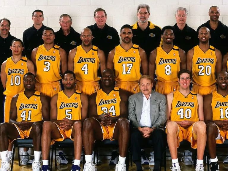 Los Ángeles Lakers - LA el Legado - serie documental Star+ - Disney
