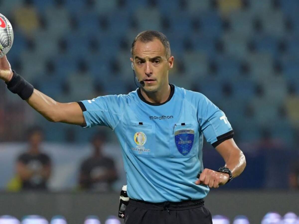 Esteban Ostojich será el encargado de impartir justicia entre Argentina y Brasil por la final de la Copa América