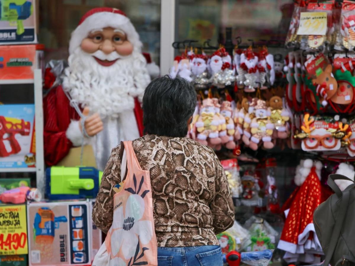 Compras navideñas en Chile: gremio del retail destaca proyecciones optimistas este 2025 y “un cierre de año más favorable” para el comercio