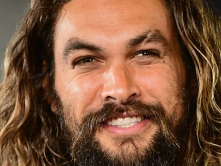 Jason Momoa se rasuró la barba por completo y a sus seguidores les pareció una mala idea
