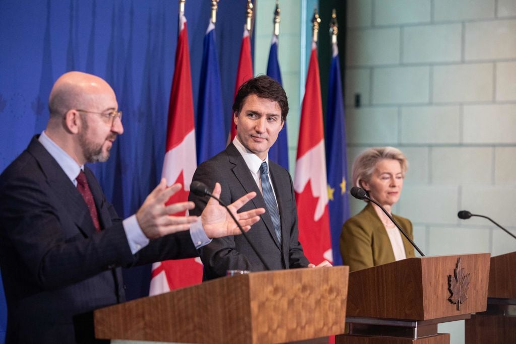 Charles Michel, Justin Trudeau y Ursula Von Der Leyen reunidos en Canadá