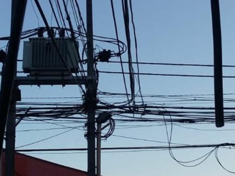 VTR reportó cortes de fibra óptica en distintas comunas de la Región Metropolitana