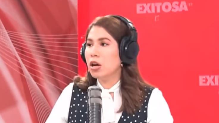 Presentadora de radio reacciona a fuerte temblor en pleno directo: el momento se hizo viral