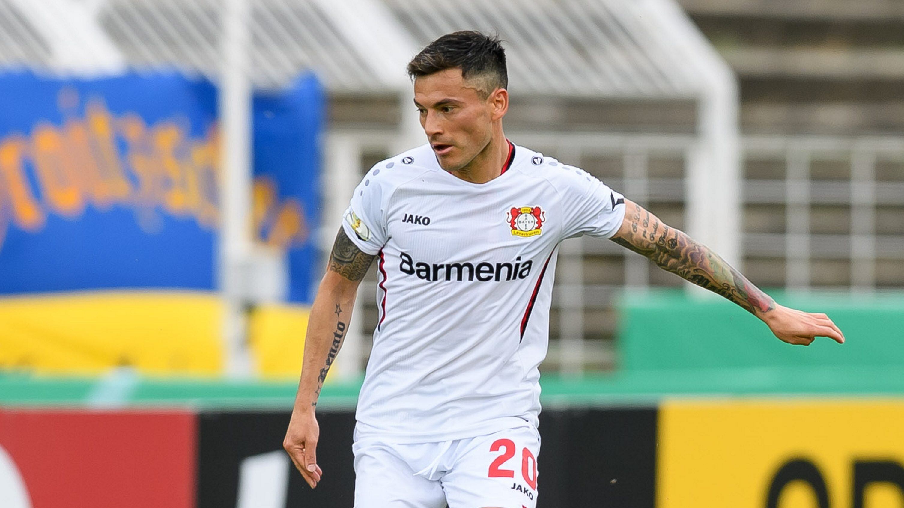 Charles Aránguiz Leverkusen