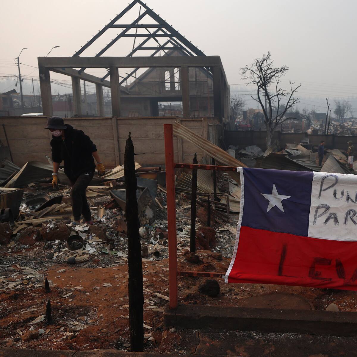 Incendios forestales en Chile en vivo: número de fallecidos, horarios de toque de queda y últimas noticias de Ñuble y Biobío