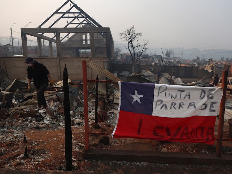Incendios forestales en Chile en vivo: número de fallecidos, horarios de toque de queda y últimas noticias de Ñuble y Biobío