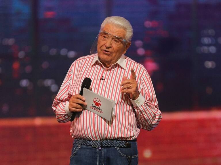 Está en Chile y sabe disfrutar: Don Francisco fue visto en Plaza Italia comiendo un churrasco