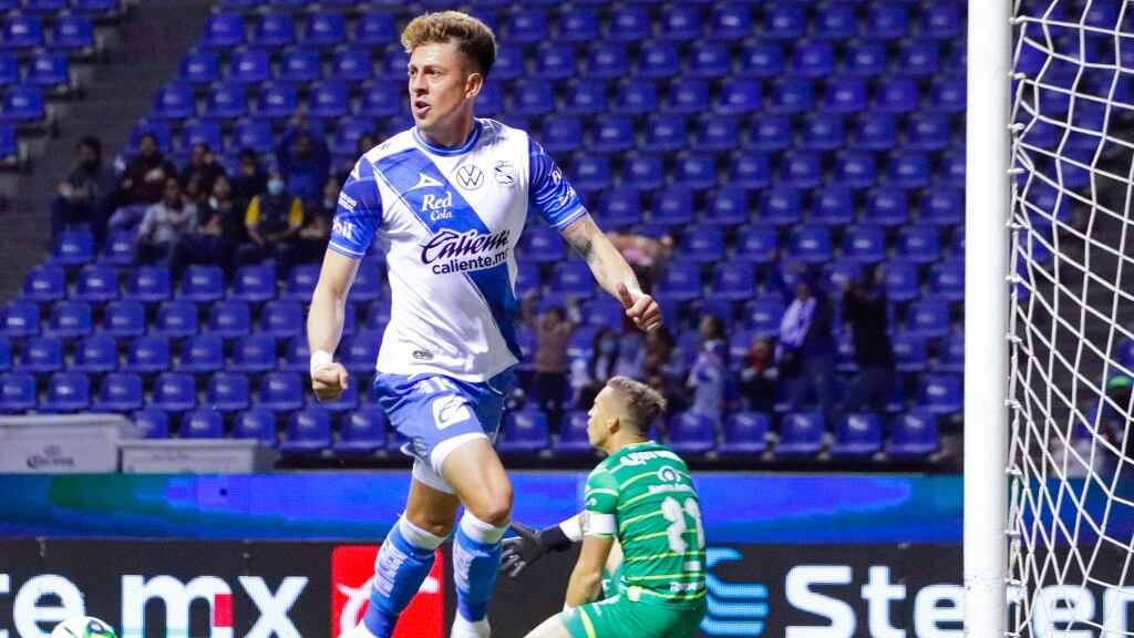 Pablo Parra regresa a Chile ante el interés de Colo Colo por ficharlo
