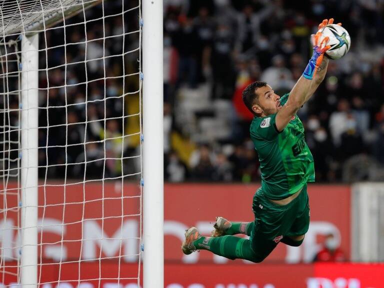 Nicola Pérez de Ñublense apareció en el 11 ideal de una nueva semana de Copa Libertadores