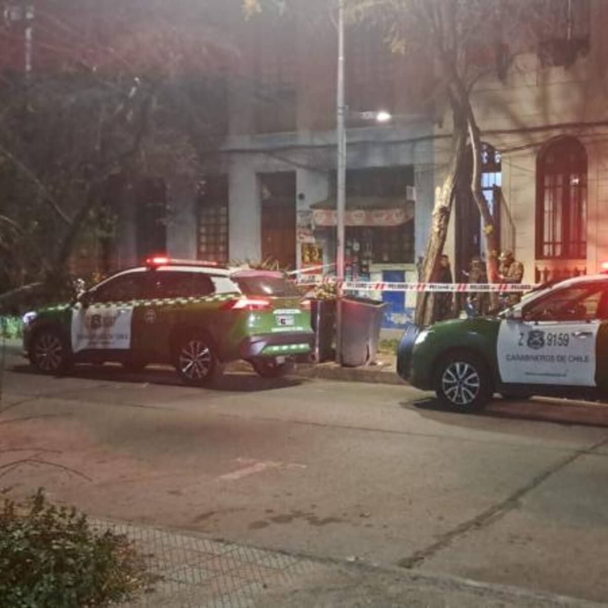 Fatal caída tras discusión en Santiago Centro: un muerto y un herido grave