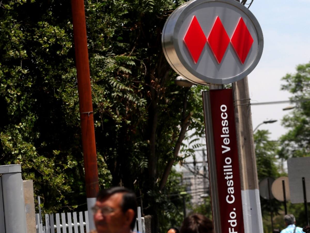 Usuarios reportan problemas de frecuencia en Línea 3 del Metro de Santiago