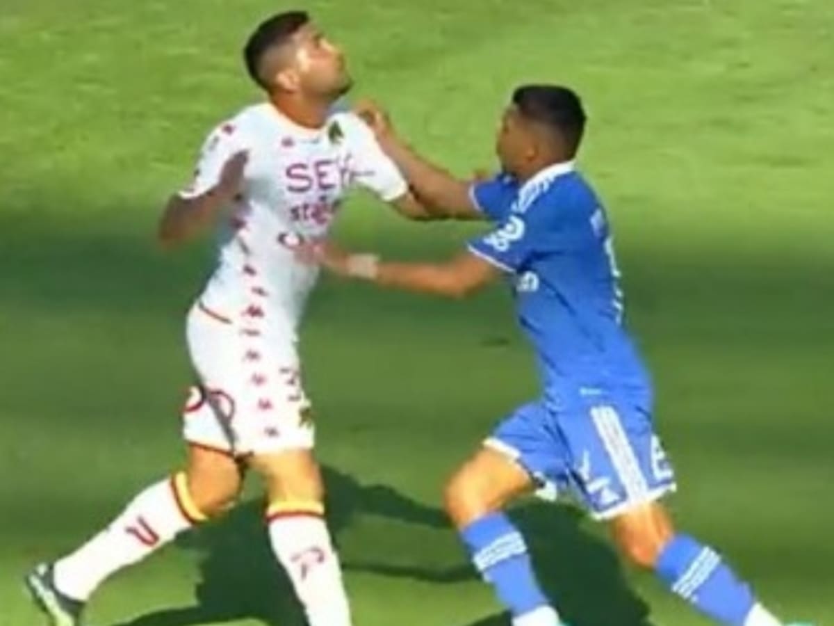 El polémico cruce entre Cristian Palacios y Manuel Fernández en Copa Chile