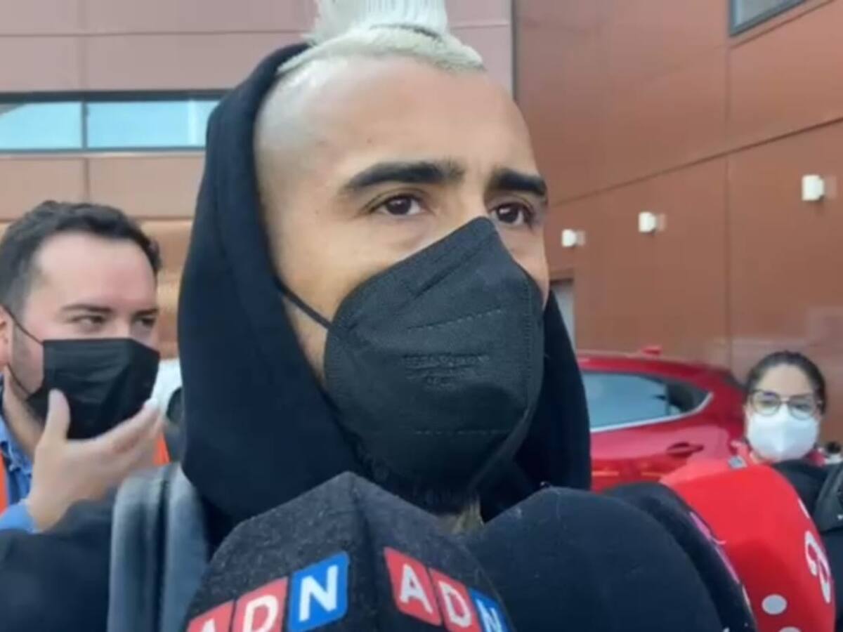 Arturo Vidal regresó a Chile para unirse a La Roja y preparar el duelo contra Brasil: «Lindo desafío para hacer historia»