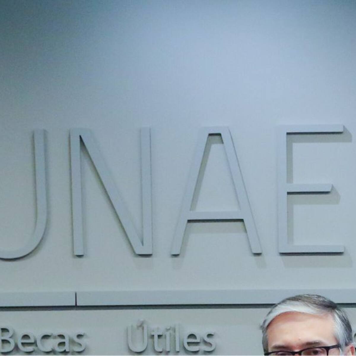 Robo de computadores en las oficinas de Junaeb: mujeres entraron usando nombres y cédulas de identidad inexistentes