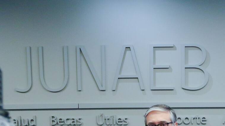 Junaeb, 1024x576 jpg ok, robo de computadores,